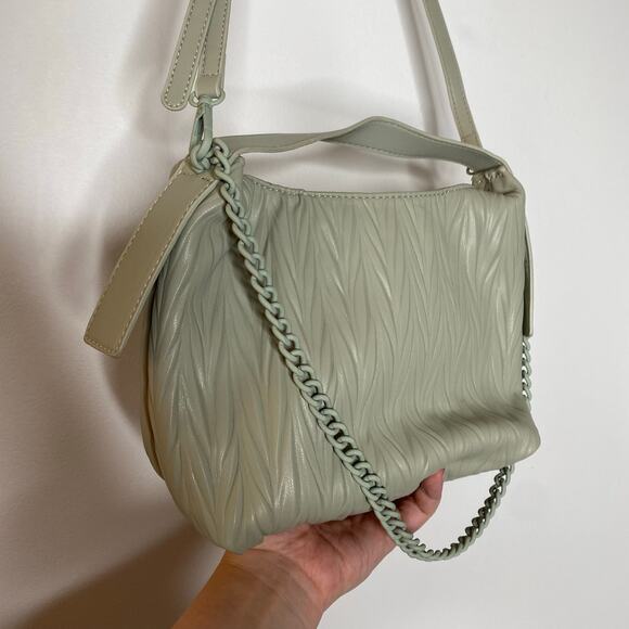 MADISON WEST Textured Faux Leather Gray Shoulder Hand Bag Matte Chain Detail - Picture 2 of 8